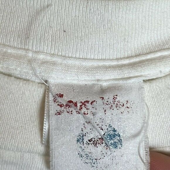 Grinch Who Stole Christmas 1997 Suess Wear Vintage White T-Shirt Red Suit XL - Picture 3 of 5